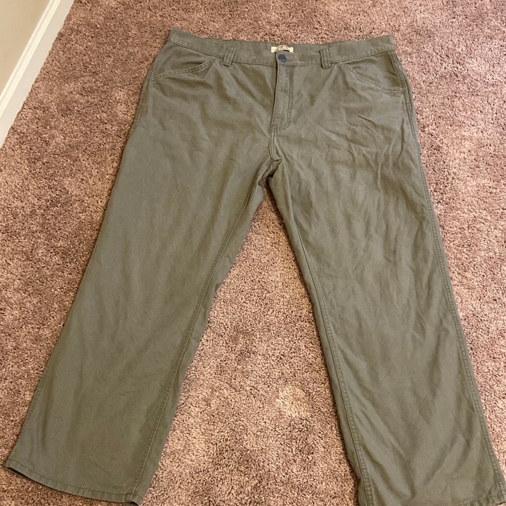 Blue Mountain Tan Carpenter Pants Relaxed Fit Mens
Size: W42" By L30",